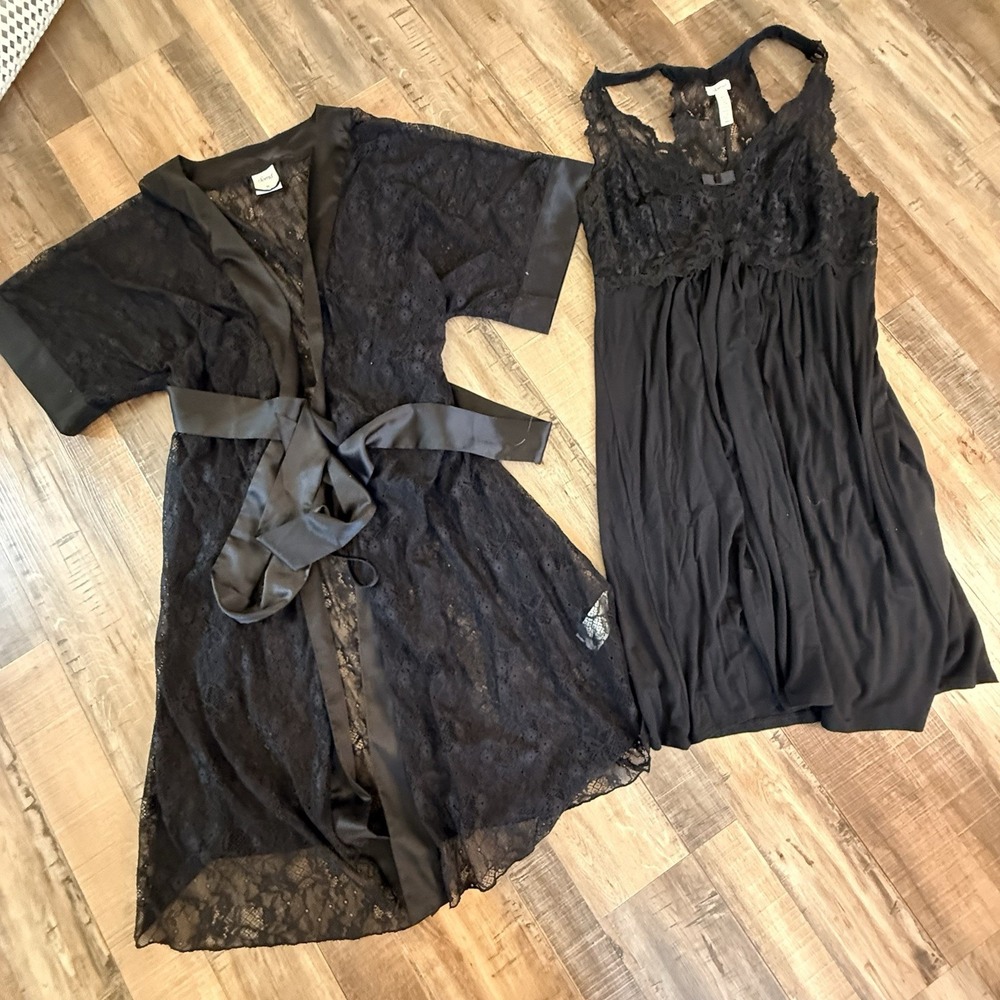 Soma Black Lace Robe and Chemise Set